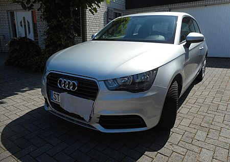 Audi A1 1.2 TFSI S tronic Attraction
