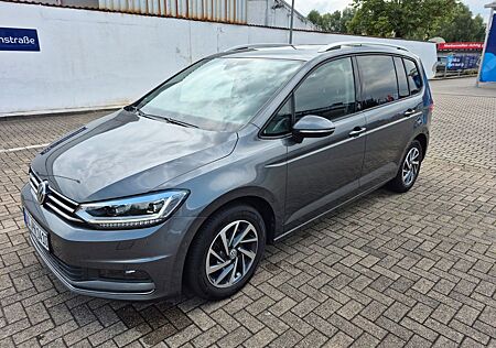 VW Touran Volkswagen 1.6 TDI SCR DSG SOUND BMT SOUND