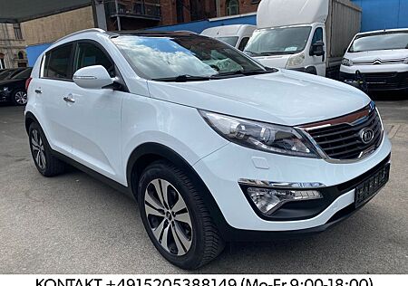 Kia Sportage 2.0 CVVT Aut. Spirit PANO NAVI CAMERA