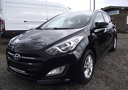 Hyundai i30 cw blue Classic