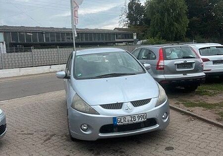 Mitsubishi Grandis 2.0 DI-D Invite. 7 sitze