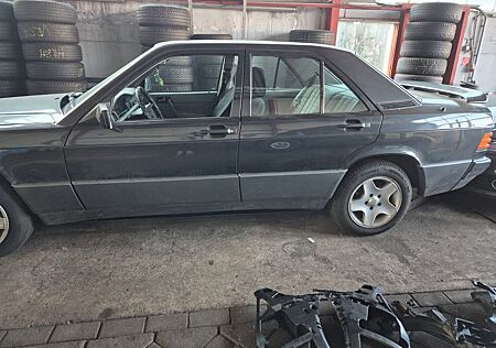 Mercedes-Benz 190 W201