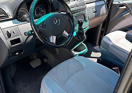 Mercedes-Benz Viano 3.0 CDI TREND EDITION kompakt TREND ED...