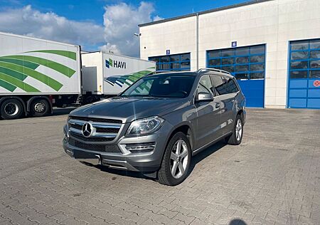 Mercedes-Benz GL 500 4MATIC -