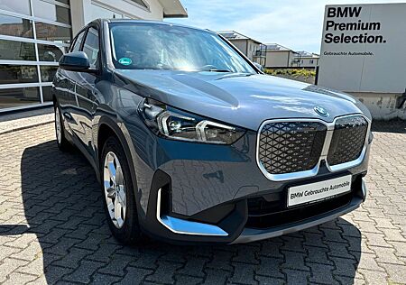 BMW iX1 xDrive 30