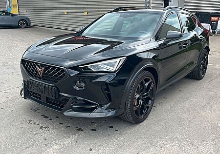 Cupra Formentor 2.5 TSI VZ5 4Drive DSG 360°Kamera+PANO