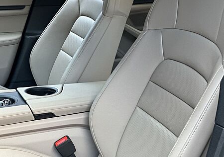 Porsche Taycan 4 Cross Turismo INNODRIVE*PANORAMA*LED-MA