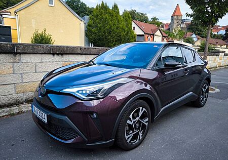 Toyota C-HR 2.0-l-VVTi Hybrid Team Deutschland Team...