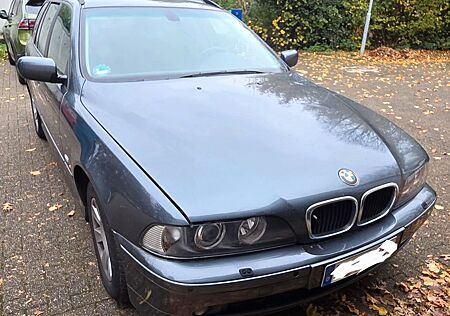 BMW 525i Touring - Scheckheft, AHK, XENON, Facelift