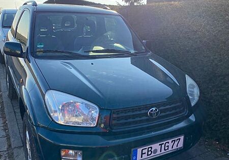 Toyota RAV 4 2.0 4x4 - 3 Türer