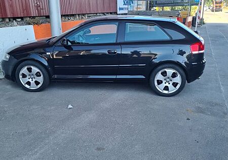 Audi A3 2.0 FSI tiptronic Ambition Ambition