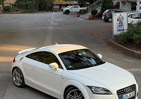 Audi TT Coupe 2.0 TFSI S tronic - S-line 240hp