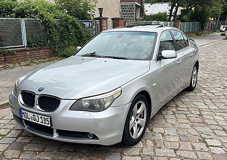 BMW 520i *Autom.* Klimaautom. * SHD* Navi