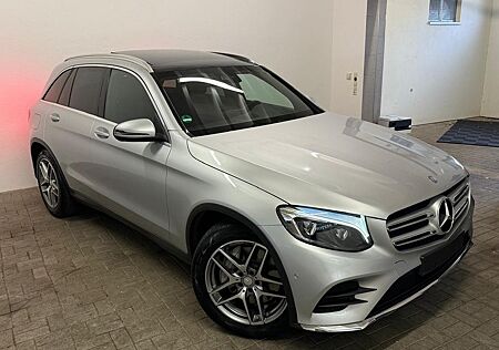 Mercedes-Benz GLC 250 d 4Matic AMG Line*2HAND*PANORAMA*KAMERA