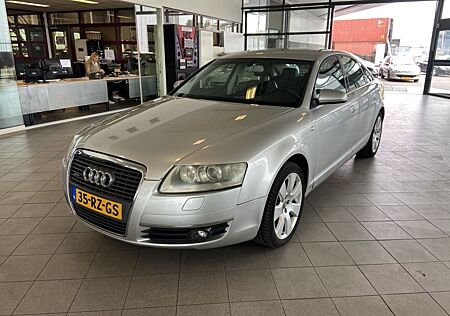 Audi A6 Limousine 3.2 FSI quattro