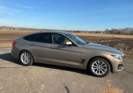 BMW 330i Gran Turismo xDrive Sport Line Scheckheft !