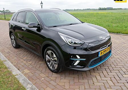 Kia Niro E- ExecutiveLine 64 kWh * 14999 NETTO