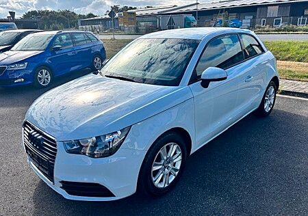 Audi A1 Attraction 1,6 TDI -KLIMA-PDC