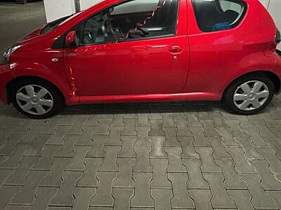 Toyota Aygo (X) 1,0-l-VVT-i CoolBlue CoolBlue