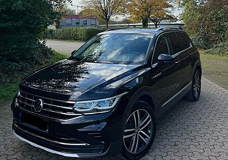 VW Tiguan Volkswagen 2.0 TDI SCR 147kW DSG 4MOTION Eleganc...