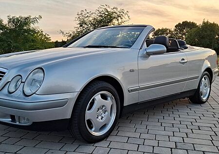 Mercedes-Benz CLK 320 ELEGANCE Elegance absolut Rostfrei 1Hand