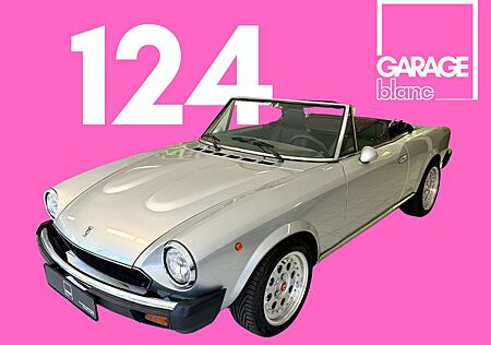 Fiat 124 Spider /Pininfarina Spidereuropa /TOPHistory