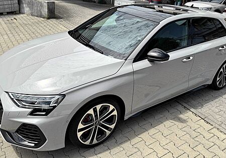Audi S3 Sportback quattro SONDERFARBE Porsche Kreide