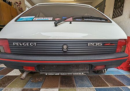 Peugeot 205 look