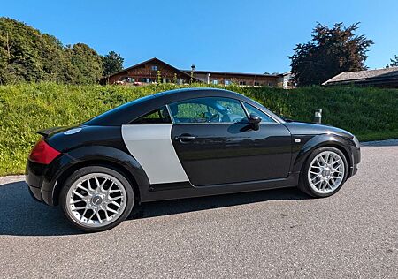 Audi TT Coupe 1.8 Turbo quattro 224PS, BAM 8N - BOSE