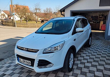 Ford Kuga 2,0 TDCi 4x4 103kW Titanium Titanium