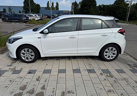 Hyundai i20 1.2 -Go, TÜV NEU