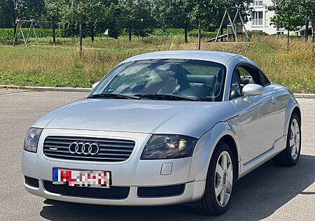Audi TT *Coupe*1.8 T*Quattro*Xeonon*Leder*TÜV