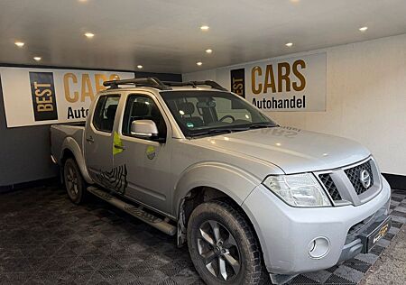 Nissan Navara Pickup Double Cab PLATINUM 4X4 LB 1-HAND