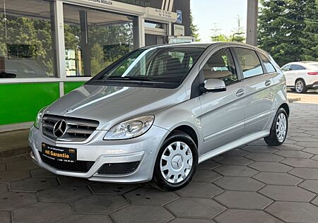 Mercedes-Benz B 180 / 1. Hand / Sitzheizung / Parkhilfe V + H