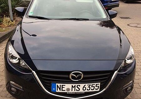 Mazda 3 2.2 SKYACTIV-D 150 Center-Line Center-Line