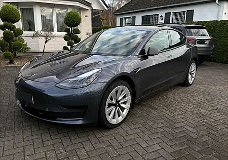 Tesla Model 3 RWD AUTOPILOT 1HAND 19%