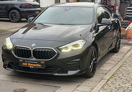 BMW 216 Gran Coupe Advantage Shadow Line