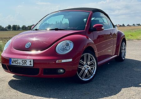 VW Beetle Volkswagen New Cabrio 2006