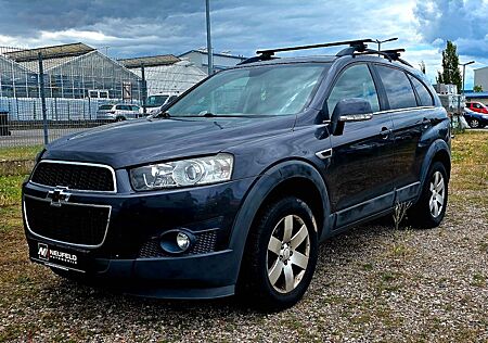 Chevrolet Captiva 2.4 LT 2WD / 7 Sitze / Einparkhilfe