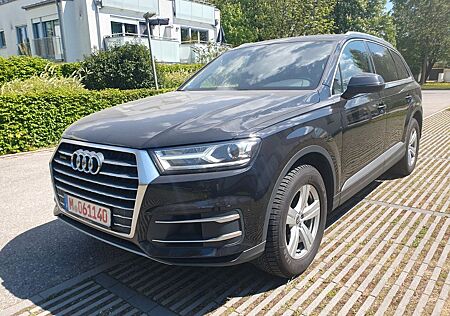 Audi Q7 45 TDI quattro 7Sitz Pano StHz AHK BOSE 8fach