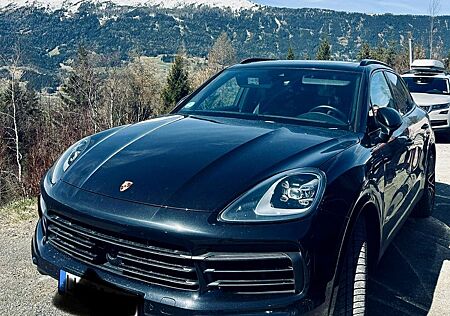 Porsche Cayenne 2.9 V6 S Tiptronic S schwarz