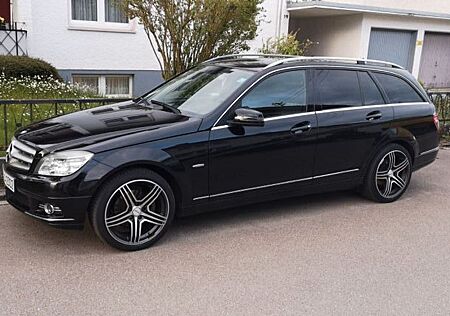 Mercedes-Benz C 180 KOMPRESSOR T AVANTGARDE