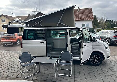 VW T5 California Volkswagen 4x4 DSG Nav Xenon Küche Stühle AHK