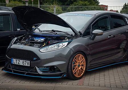Ford Fiesta ST 1,6 170kw tuned USA import
