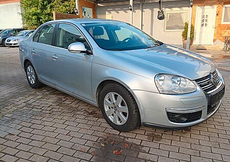 VW Jetta Volkswagen 1.9 TDI Comfortline