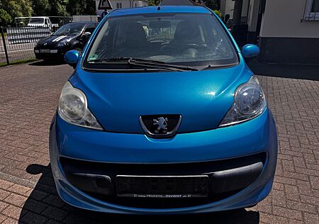 Peugeot 107 Filou 70