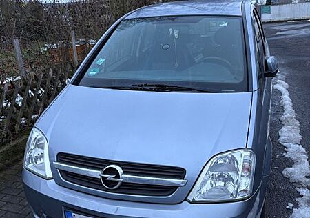 Opel Meriva 1.6 -