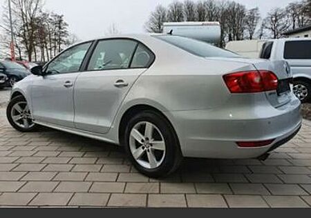 VW Jetta Volkswagen 1.2 TSI Comfortline Comfortline