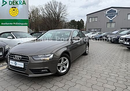 Audi A4 Lim. Attraction/1.Hand/S-Heft/61TKM/PDC/8Fach