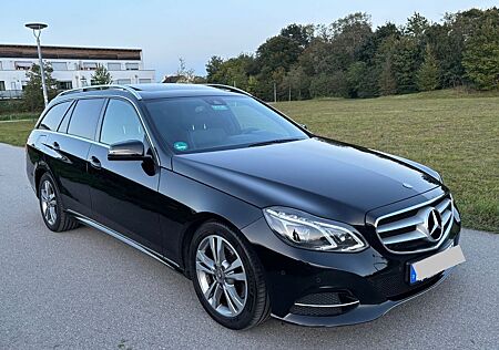 Mercedes-Benz E 250 CDI T AVANTGARDE Aut. Pano, Teilleder Navi